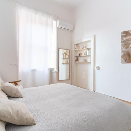 Grand Central 1845 - 2 Bedrooms Design Flat 贝尔加莫 外观 照片
