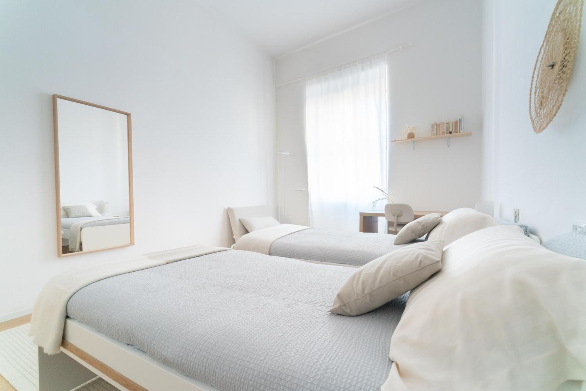 Grand Central 1845 - 2 Bedrooms Design Flat 贝尔加莫 外观 照片